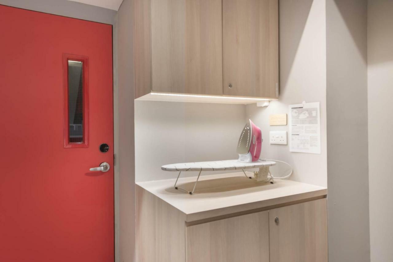 Capsulehotel Eighteen By Three 3*